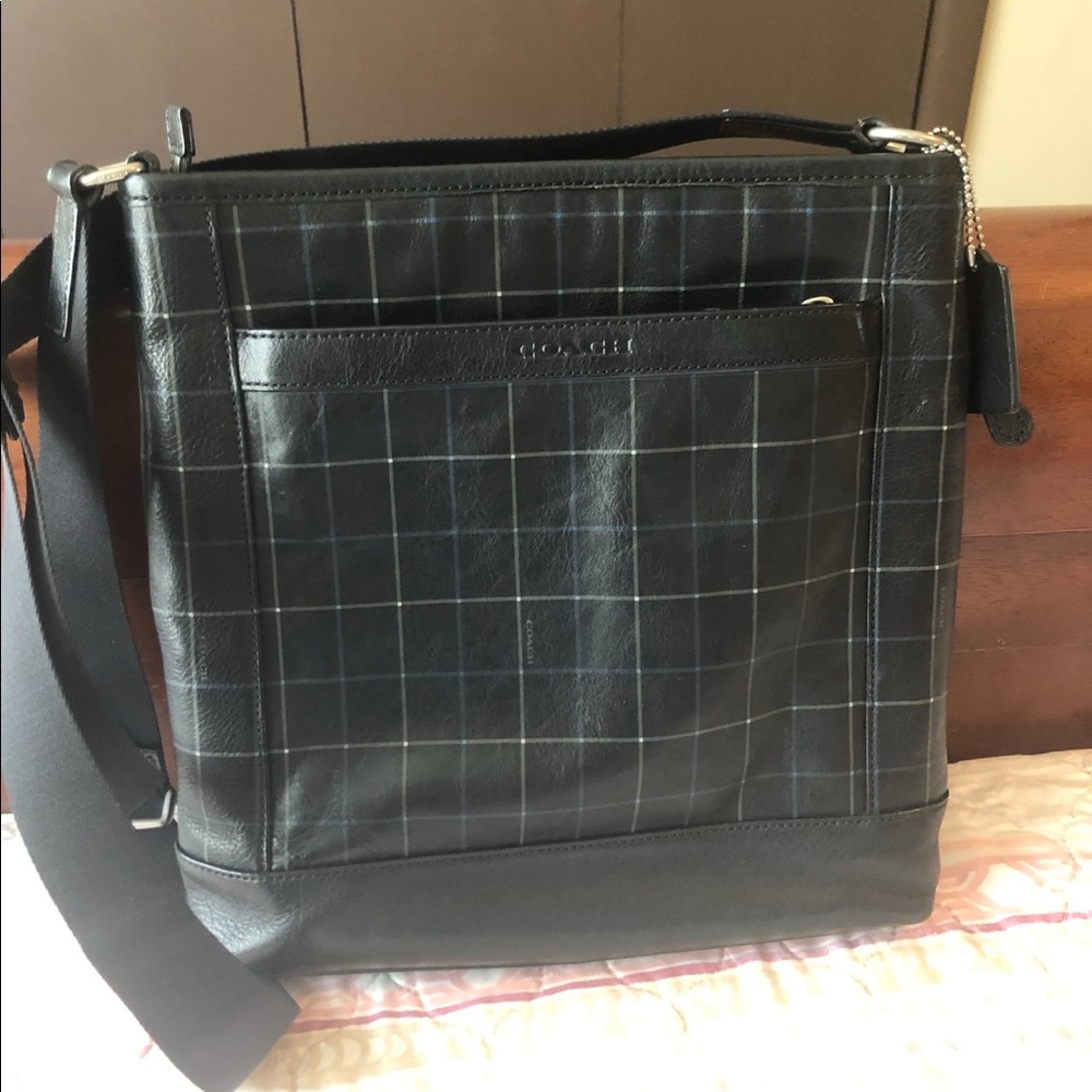 Coach Men’s Crossbody in Tattersall (GUC)